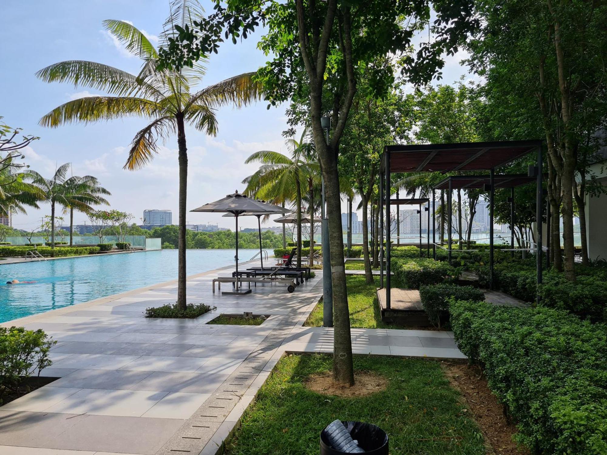 Retreat At Cybersquare Apartment *